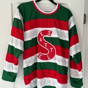 Striped Green and Red Seattle Metropolitans jersey vintage